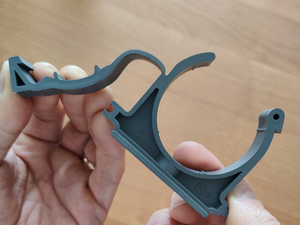 Кронштейн сантехнический 50 мм пластик для крепления фановых труб ...