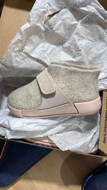 ECCO COZMO HOUSESHOE I