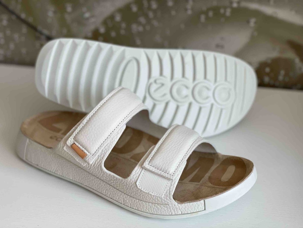 ECCO COZMO 60 M