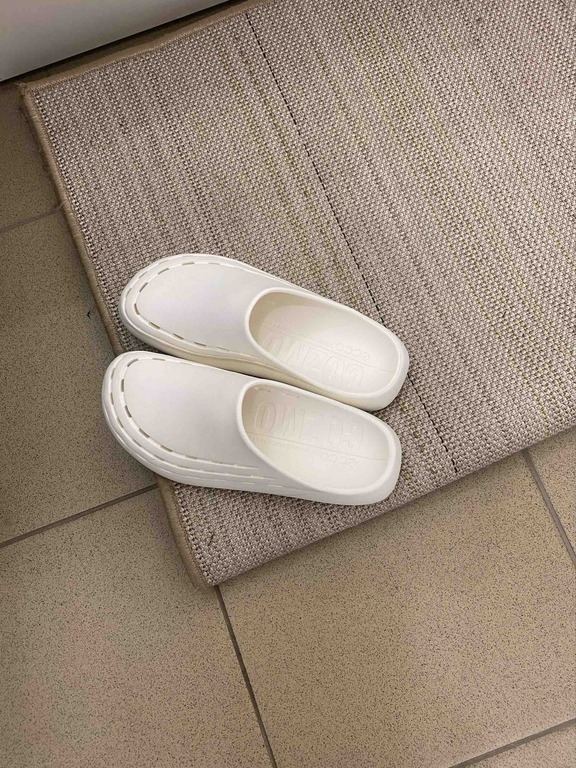 ECCO COZMO FOAM CLOG W