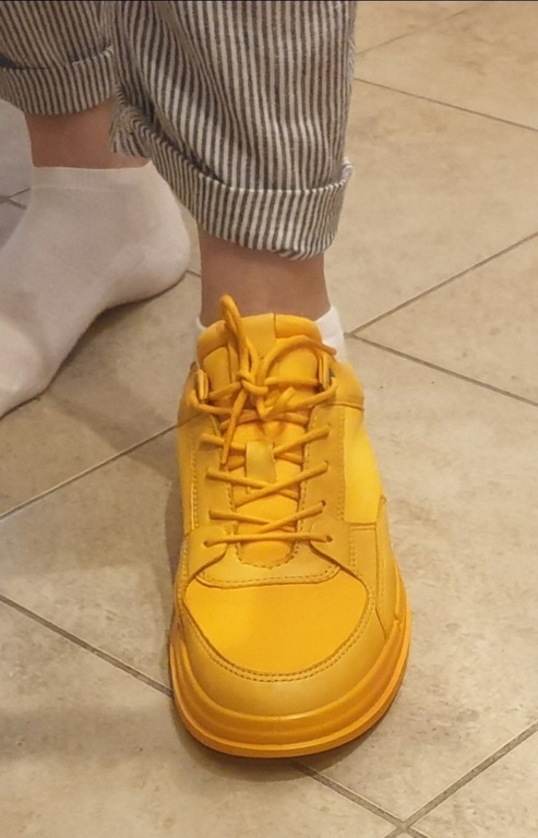 Ecco soft store mens yellow