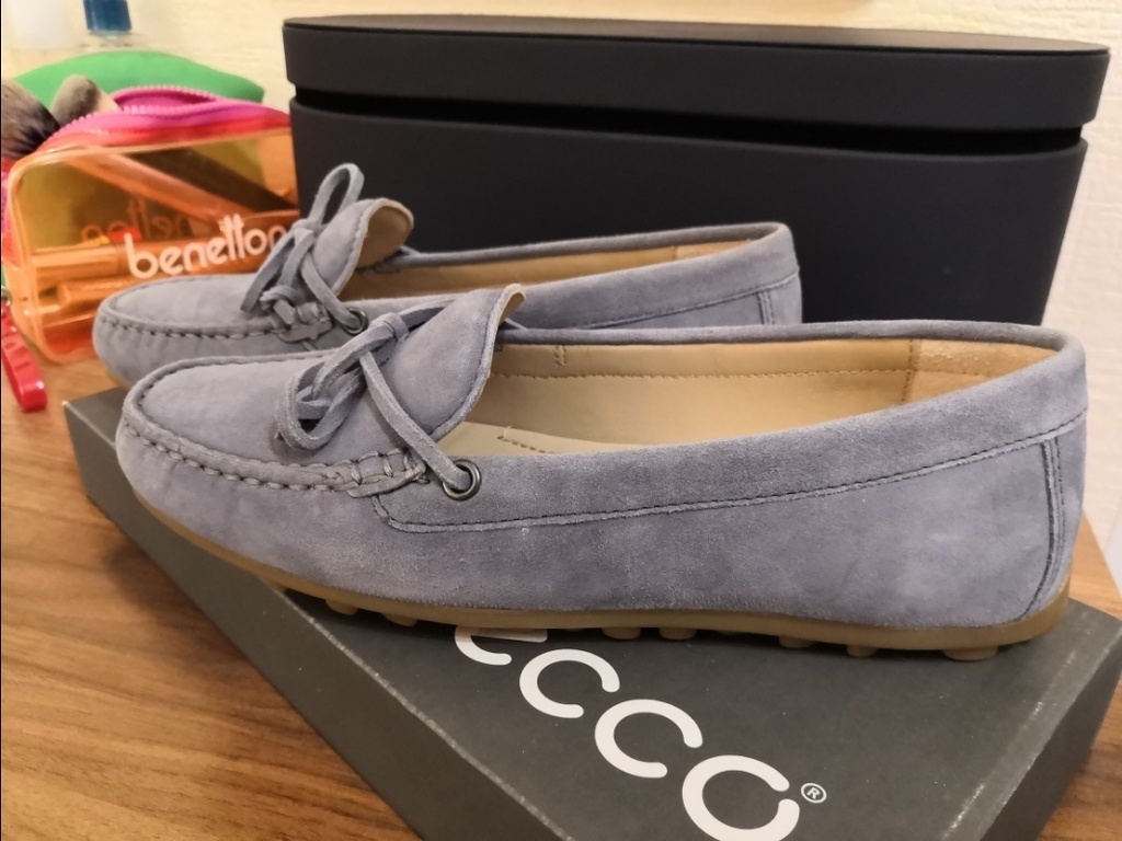 Ecco store devine moc