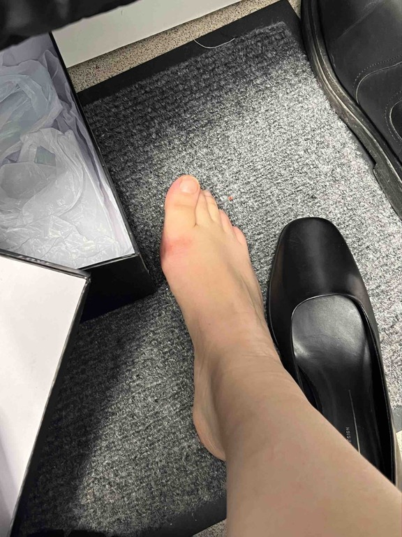 ECCO SHAPE SQUARED 35