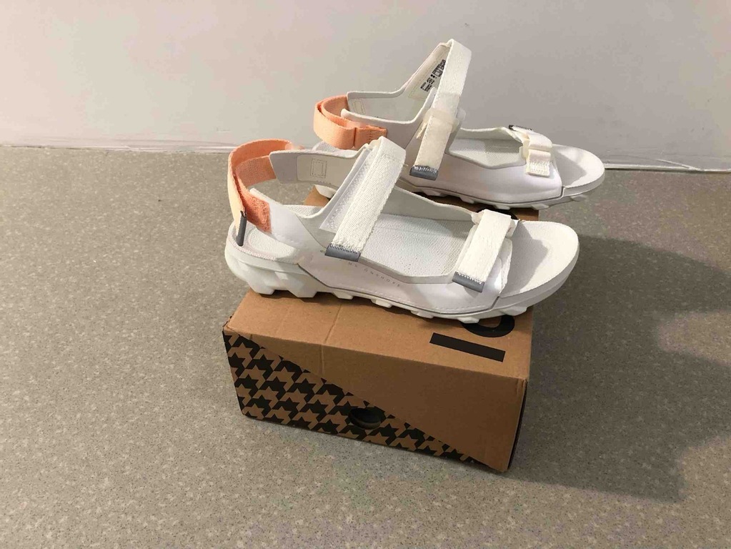 ECCO MX ONSHORE W