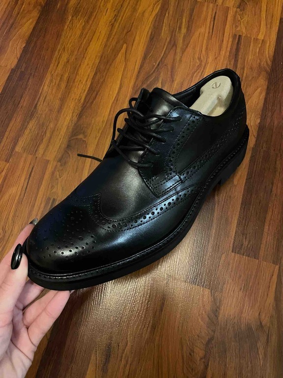 ECCO METROPOLE LONDON