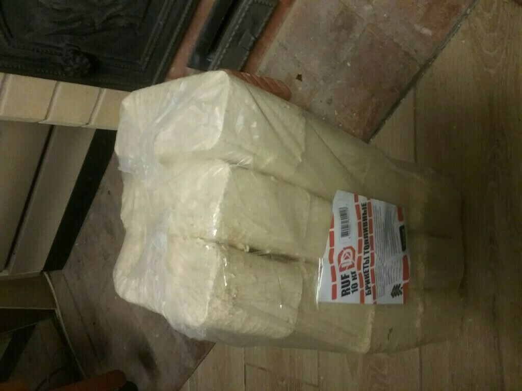 Брикеты топливные 10 кг — купить в Санкт-Петербурге: цена за штуку ...